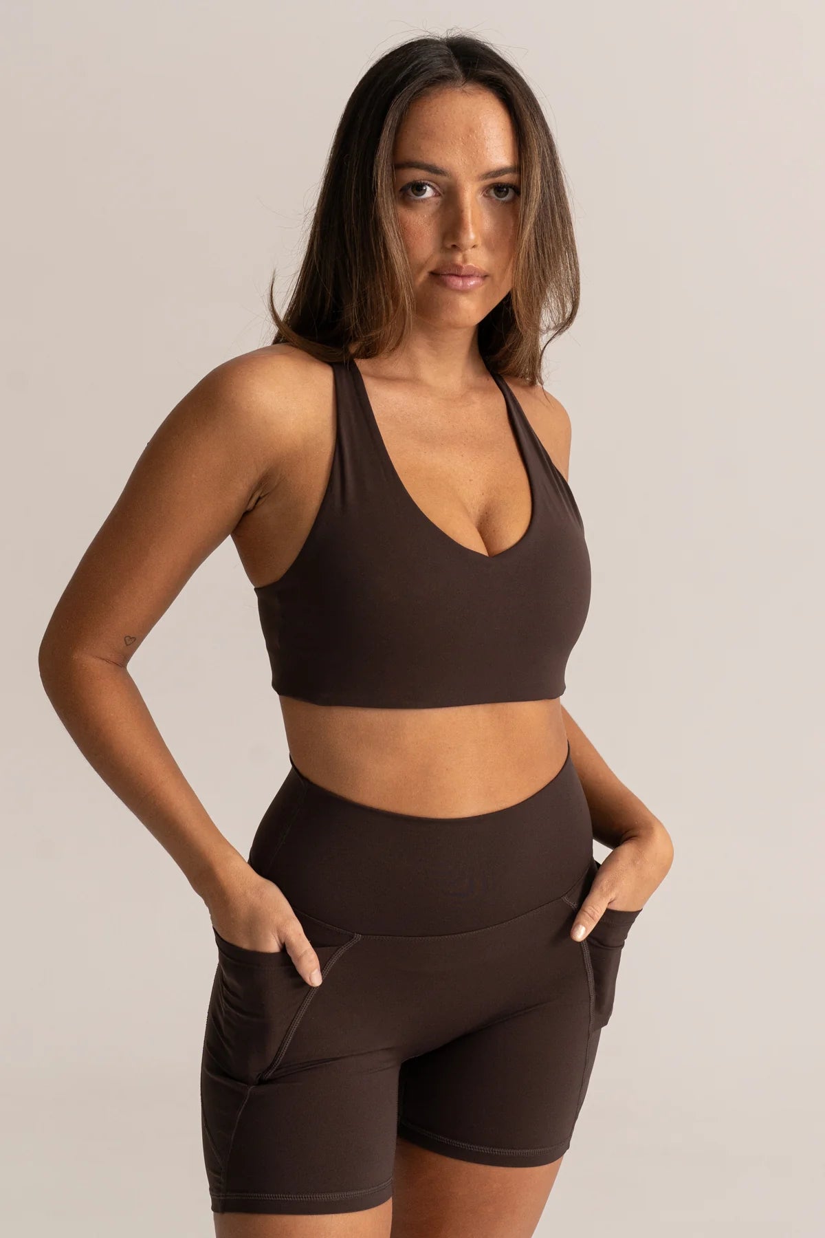 HyperLuxe Shape 5" Pocket Bike Short- Espresso