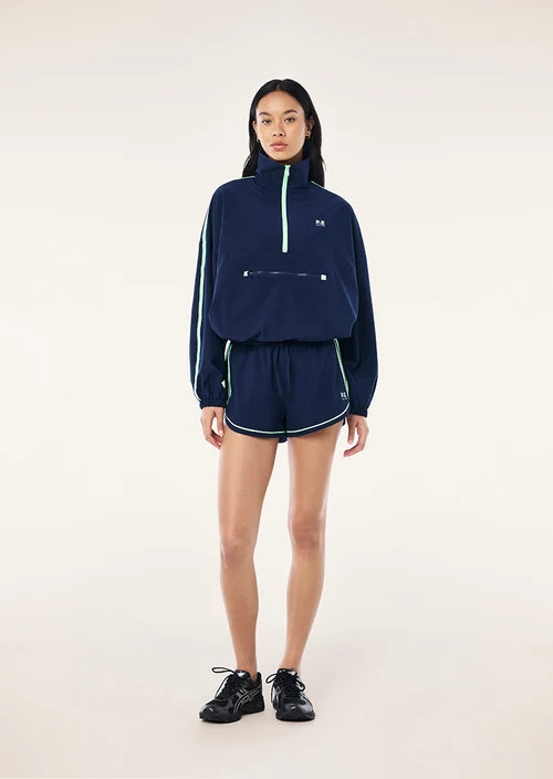 Linear Short In Dark Navy