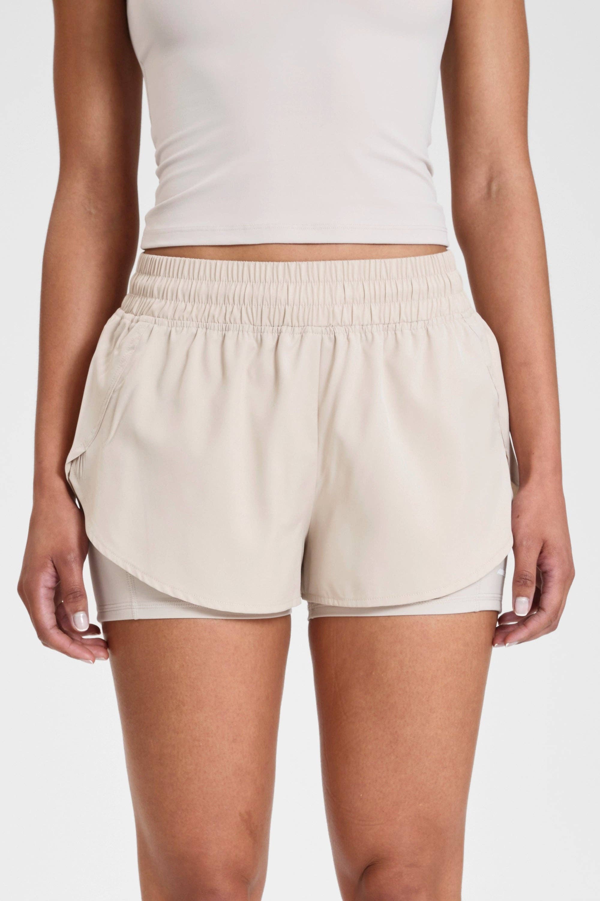 ALLFENIX CloudCore Running Short: Stone
