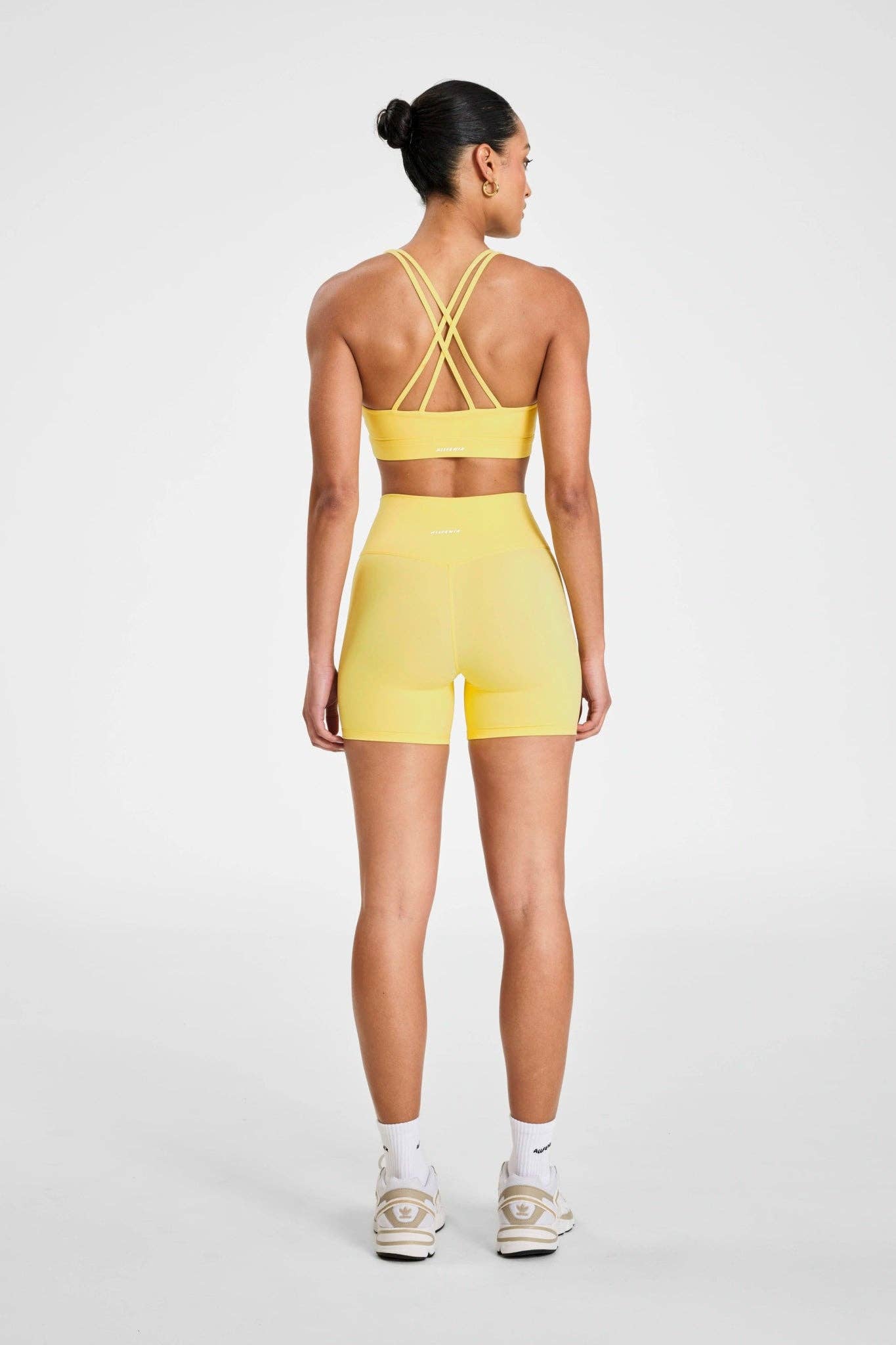 CLOUDCORE Cross Back Sports Bra: Butter Yellow