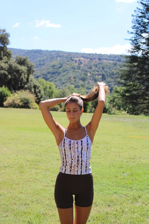 Nora Stone Top
